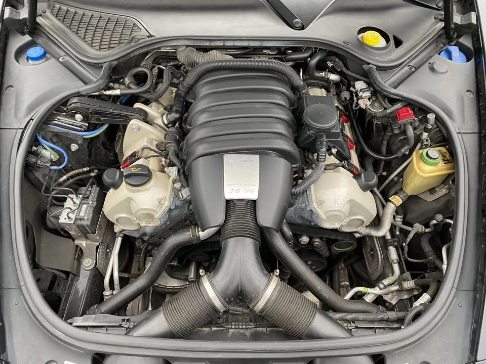 2014 Porsche 970 Panamera - Image 9 of 17