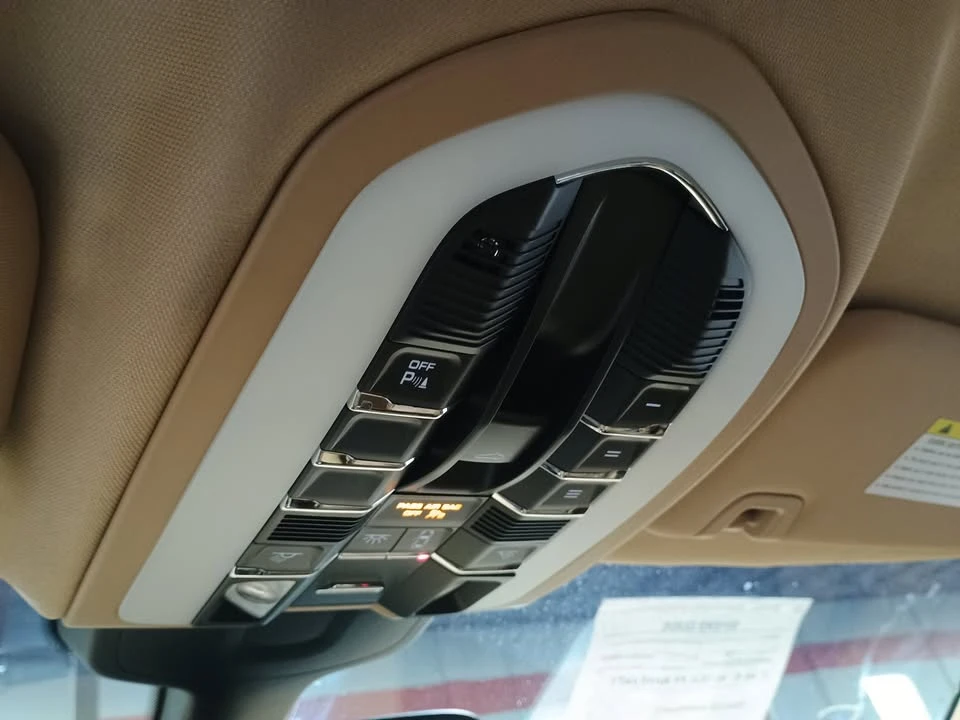 2014 Porsche 970 Panamera - Image 11 of 19