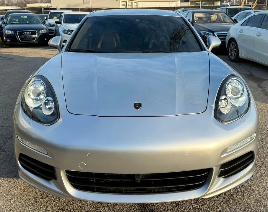 2014 Porsche 970 Panamera - Image 2 of 18