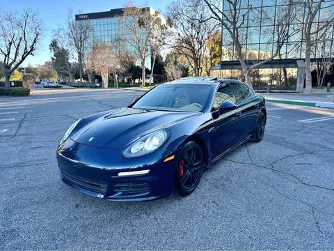 2014 Porsche Panamera 4