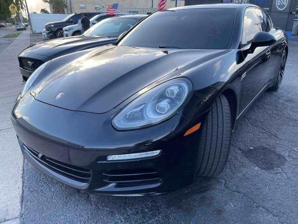 2014 Porsche 970 Panamera - Image 10 of 15