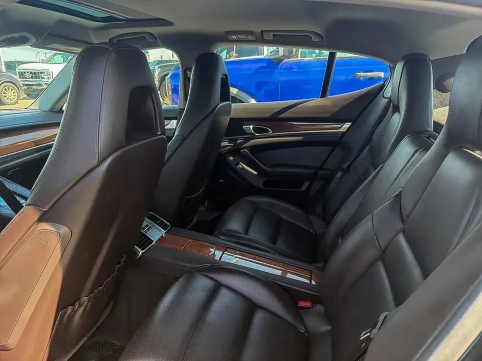 2014 Porsche 970 Panamera - Image 9 of 14