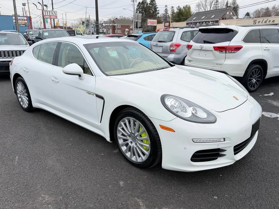 2014 Porsche 970 Panamera - Image 2 of 18