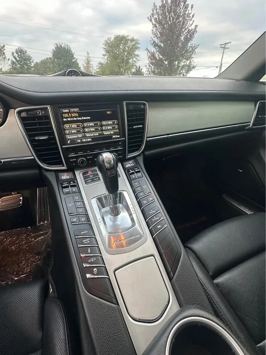 2014 Porsche 970 Panamera - Image 14 of 20