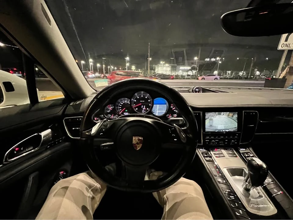 2014 Porsche 970 Panamera - Image 8 of 11