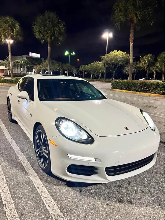2014 Porsche 970 Panamera - Image 6 of 11
