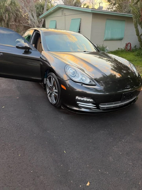 2014 Porsche 970 Panamera - Image 4 of 10