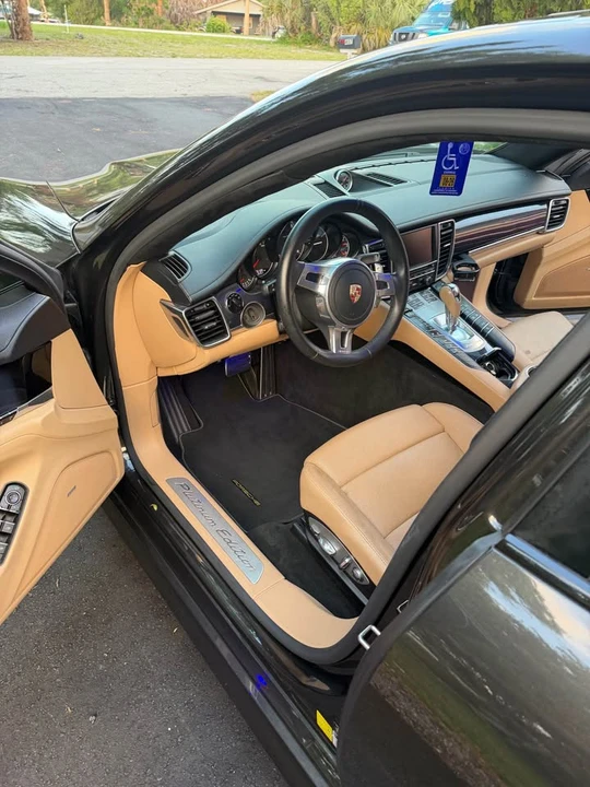 2014 Porsche 970 Panamera - Image 10 of 10