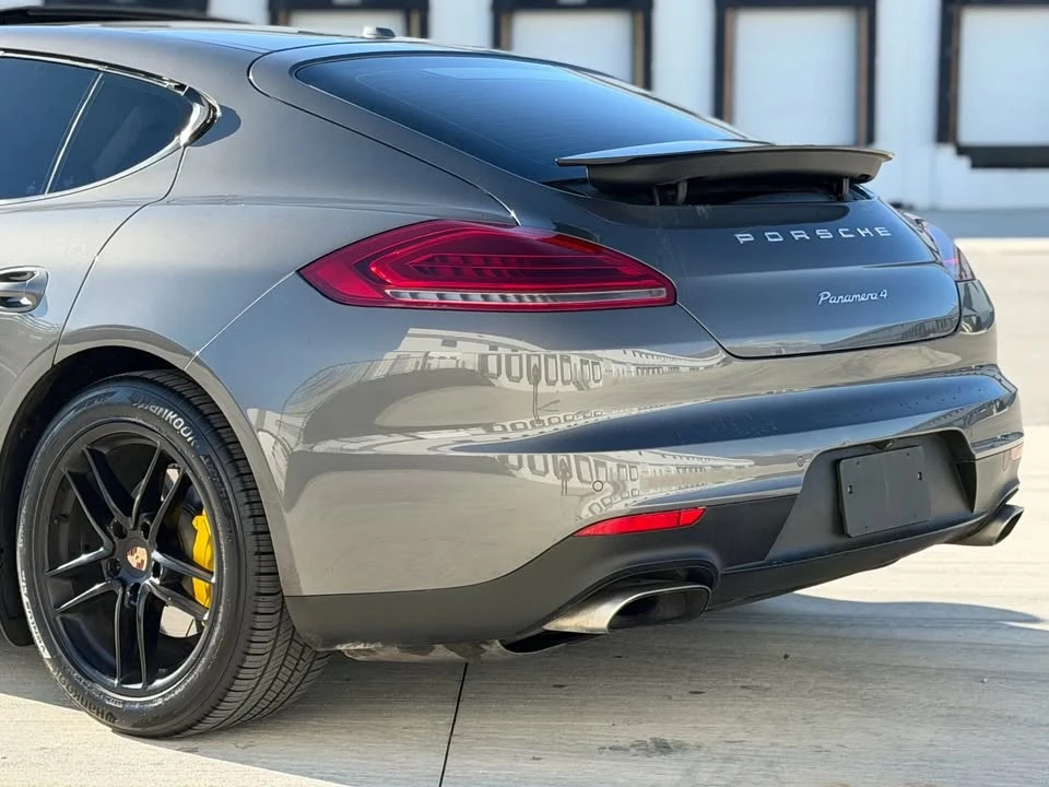 2014 Porsche 970 Panamera 4S - Image 10 of 17