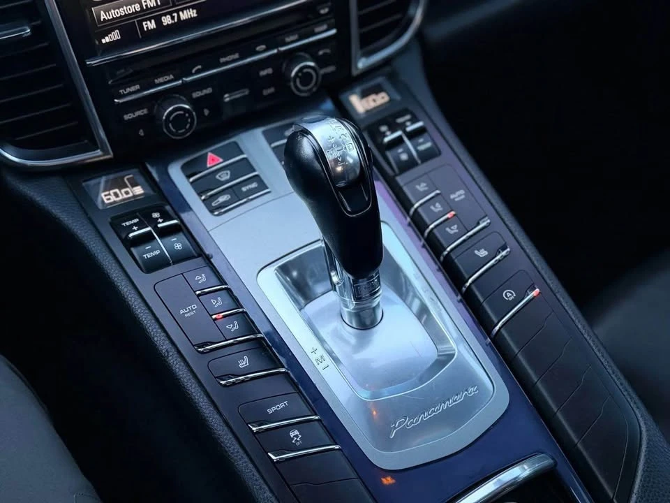 2014 Porsche 970 Panamera - Image 10 of 12