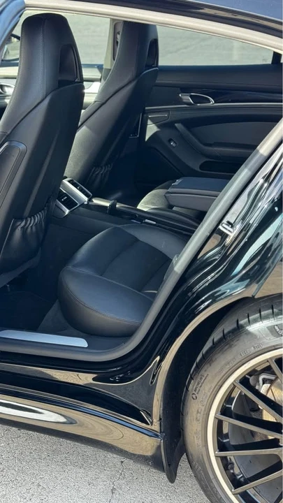 2014 Porsche 970 Panamera - Image 11 of 12