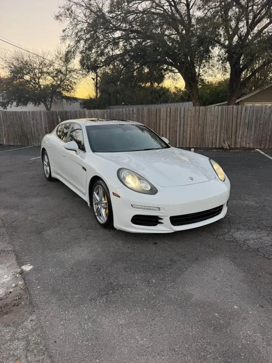 2014 Porsche 970 Panamera - Image 2 of 10