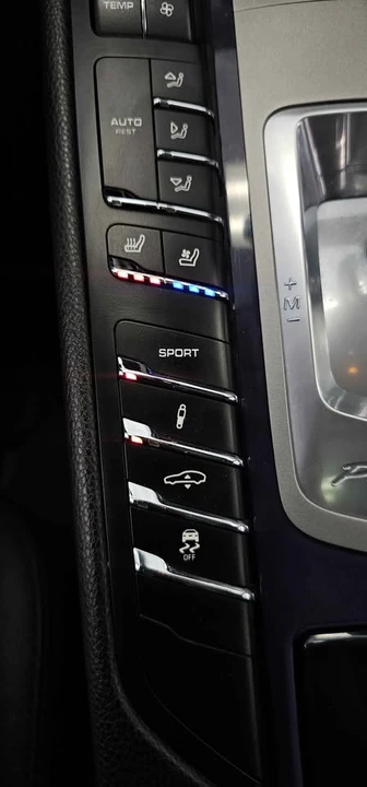 2014 Porsche 970 Panamera - Image 11 of 18