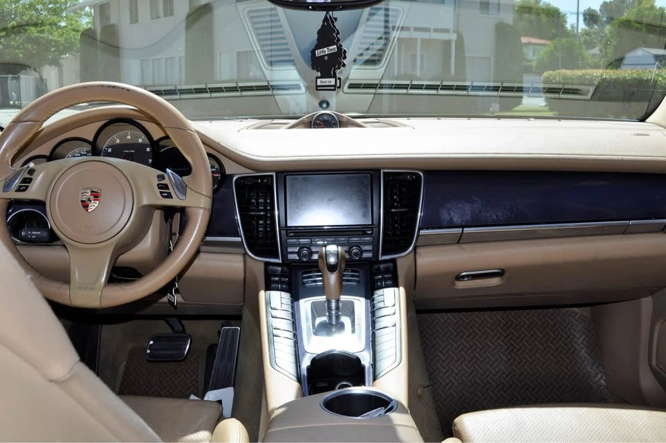 2014 Porsche 970 Panamera - Image 6 of 7