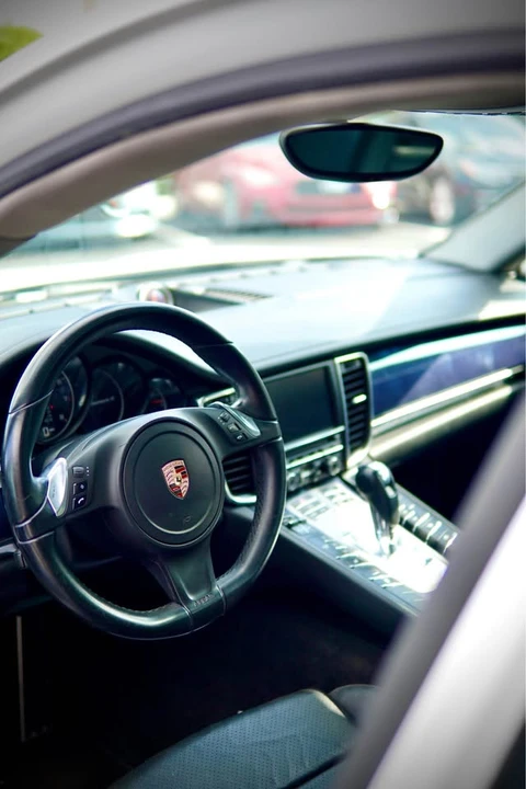 2014 Porsche 970 Panamera - Image 8 of 10