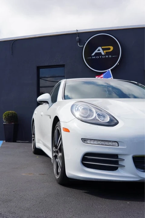 2014 Porsche 970 Panamera - Image 3 of 10