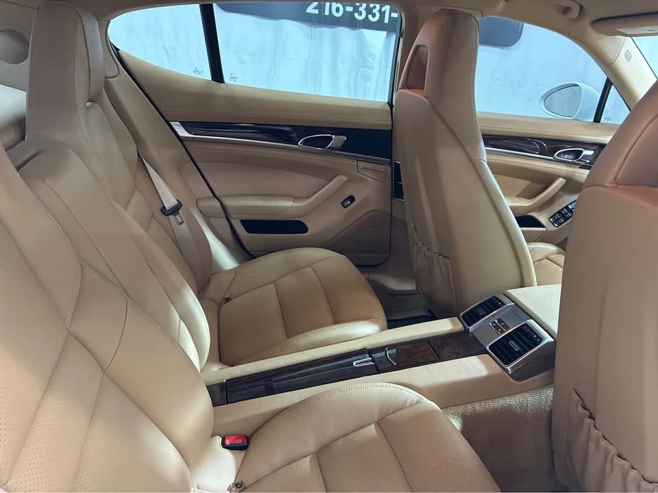 2014 Porsche 970 Panamera - Image 17 of 19