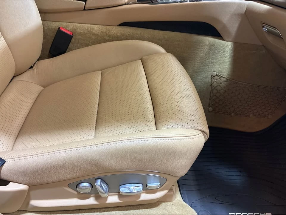 2014 Porsche 970 Panamera - Image 18 of 19