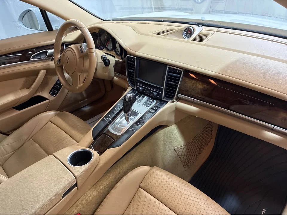 2014 Porsche 970 Panamera - Image 19 of 19