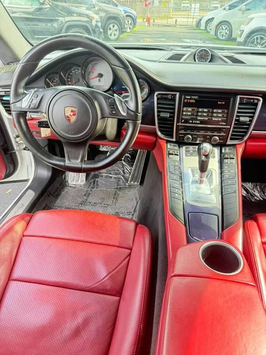 2014 Porsche 970 Panamera - Image 10 of 16