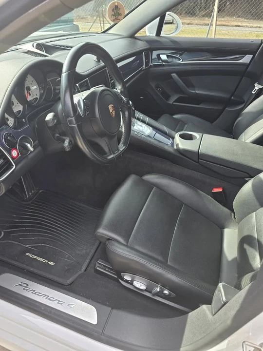2014 Porsche 970 Panamera - Image 6 of 16