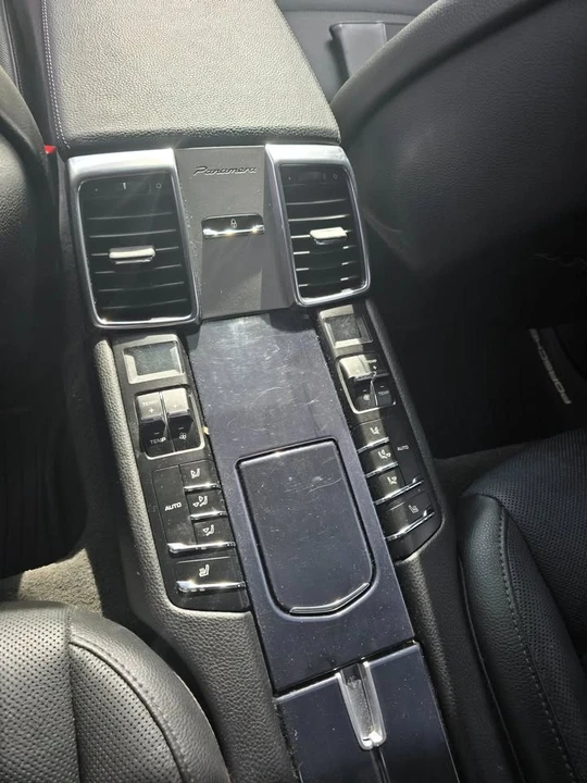 2014 Porsche 970 Panamera - Image 10 of 16
