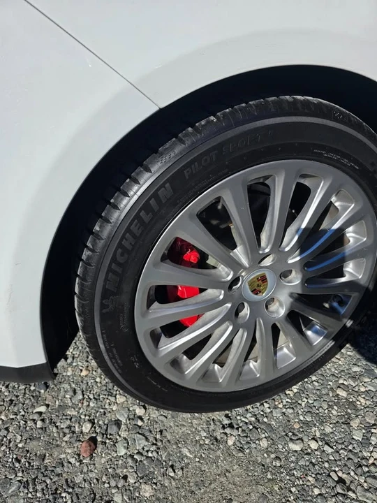2014 Porsche 970 Panamera - Image 15 of 16