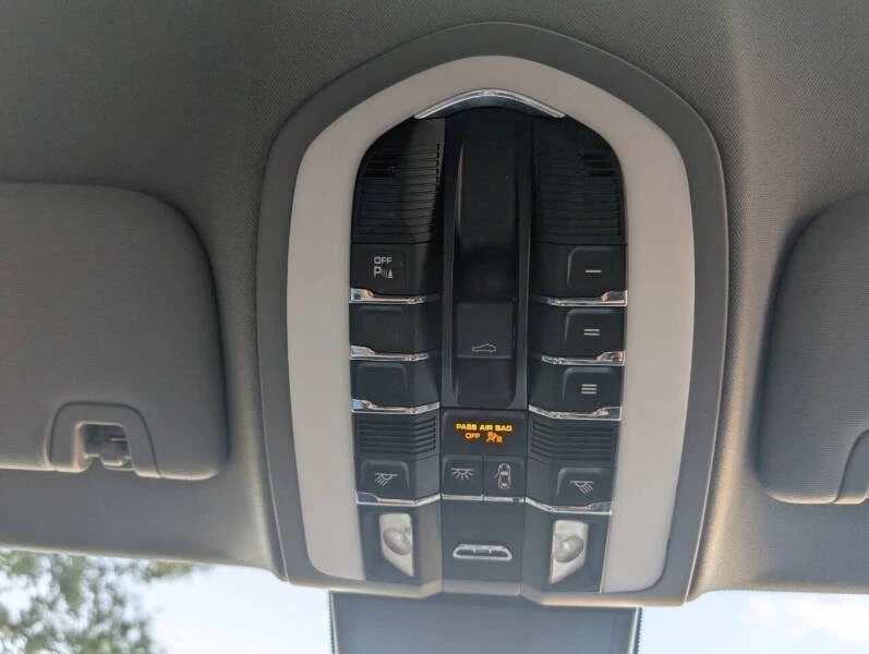 2014 Porsche 970 Panamera 4S - Image 17 of 20