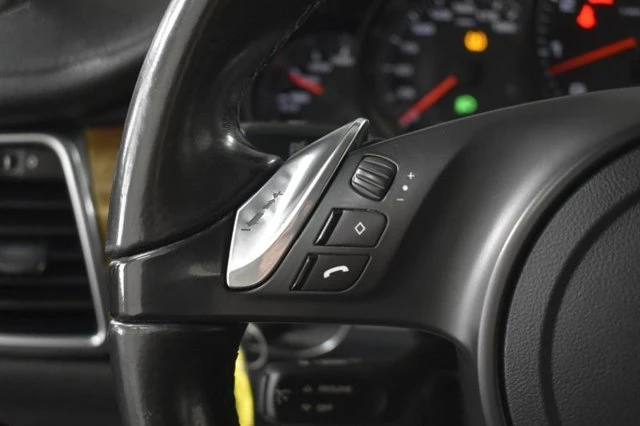 2014 Porsche 970 Panamera - Image 16 of 20