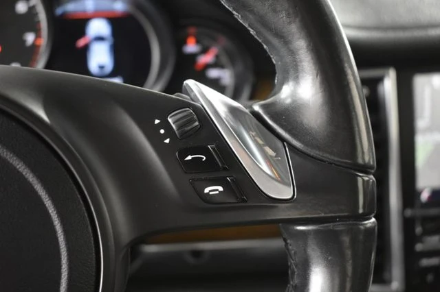 2014 Porsche 970 Panamera - Image 17 of 20