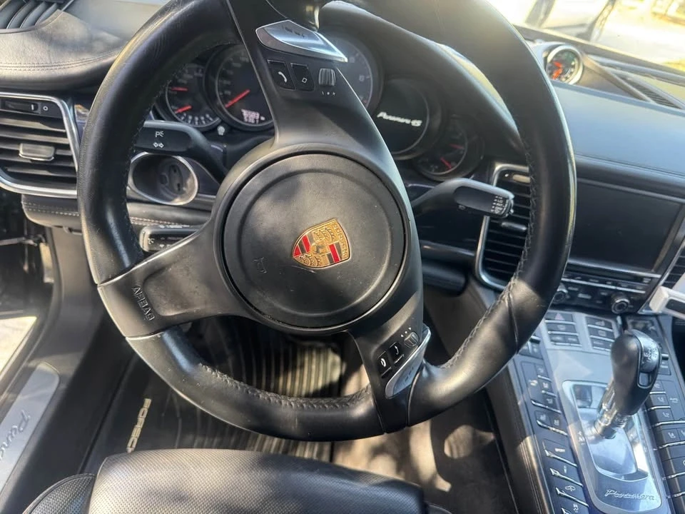 2014 Porsche 970 Panamera 4S - Image 10 of 11