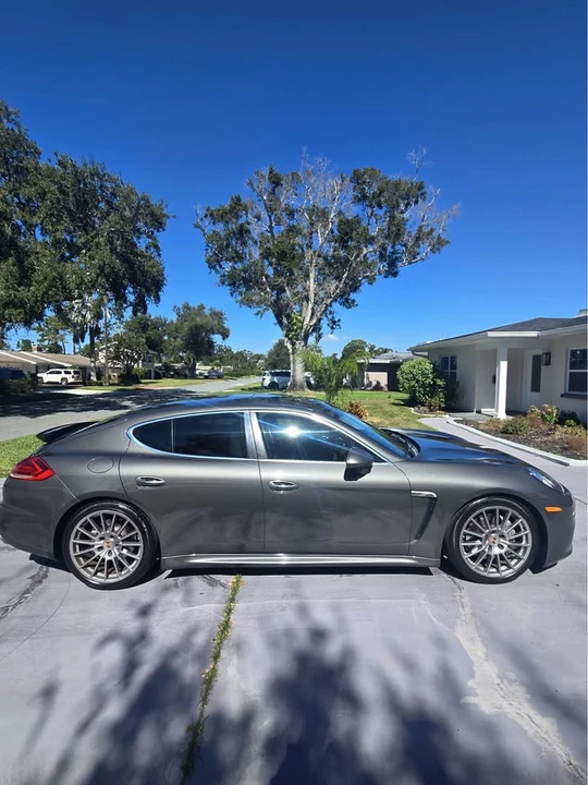 2014 Porsche 970 Panamera 4S - Image 2 of 10