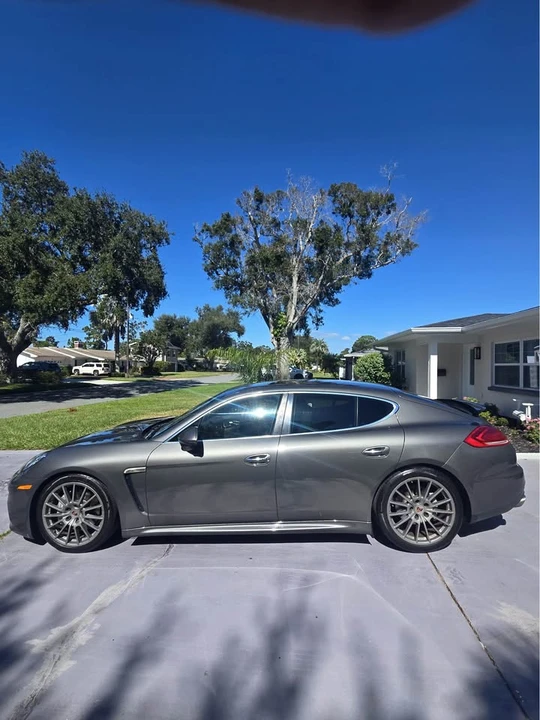 2014 Porsche 970 Panamera 4S - Image 3 of 10