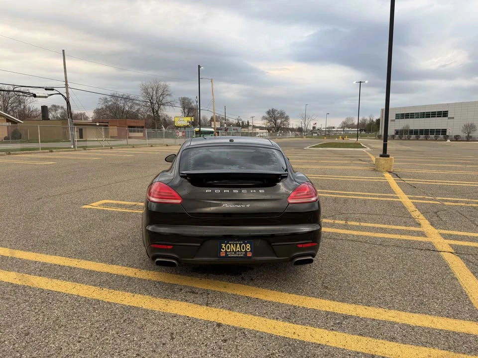 2014 Porsche 970 Panamera 4S - Image 5 of 8