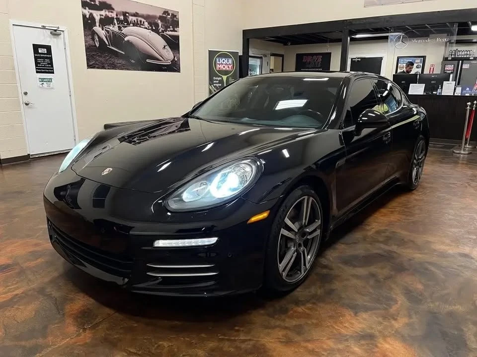 2014 Porsche 970 Panamera - Image 9 of 14