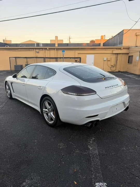 2014 Porsche 970 Panamera 4S - Image 4 of 11
