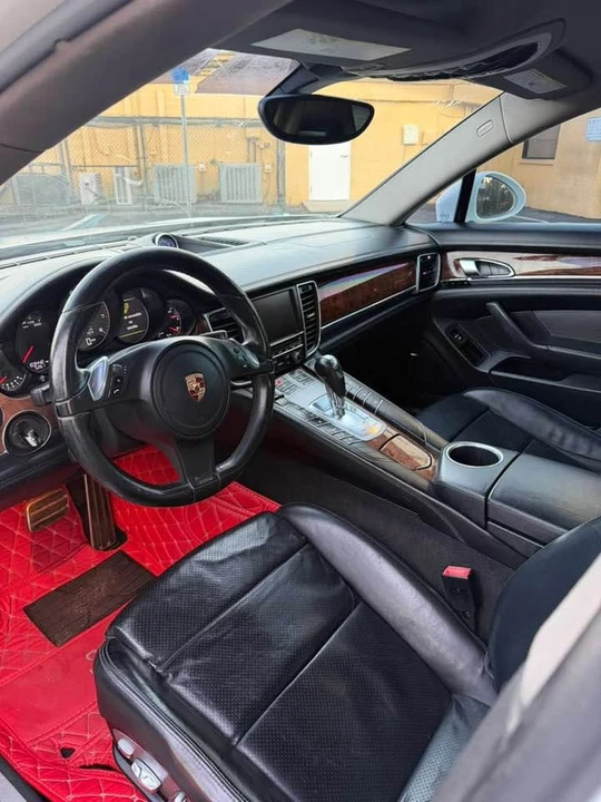 2014 Porsche 970 Panamera 4S - Image 7 of 11
