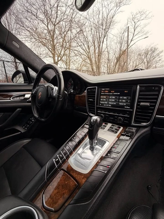 2014 Porsche 970 Panamera 4S - Image 12 of 19