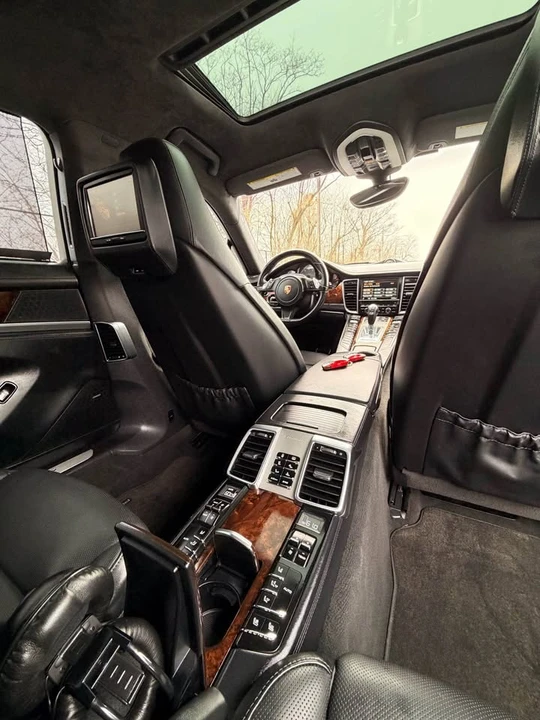 2014 Porsche 970 Panamera 4S - Image 17 of 19