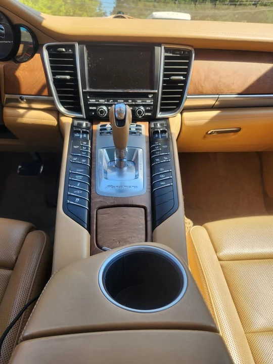 2014 Porsche 970 Panamera 4S - Image 8 of 20