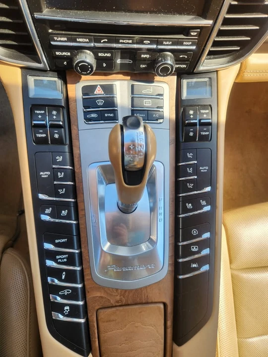 2014 Porsche 970 Panamera 4S - Image 9 of 20