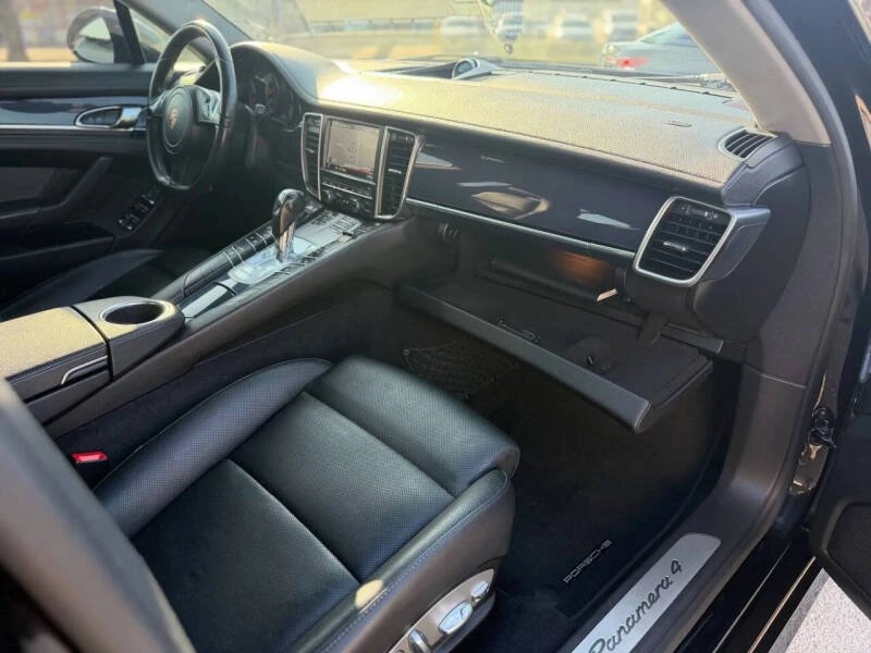 2014 Porsche 970 Panamera - Image 10 of 15