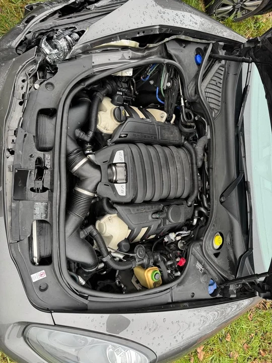 2014 Porsche 970 Panamera GTS - Image 8 of 9