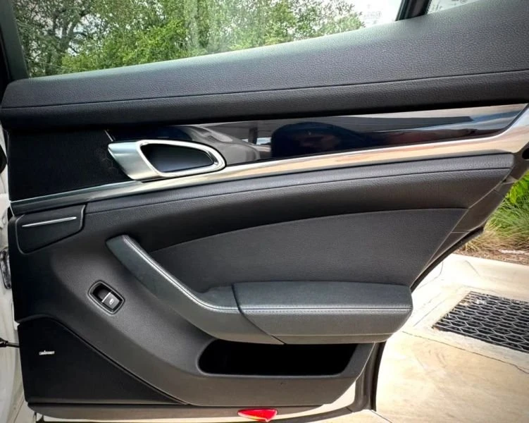 2014 Porsche 970 Panamera - Image 17 of 20
