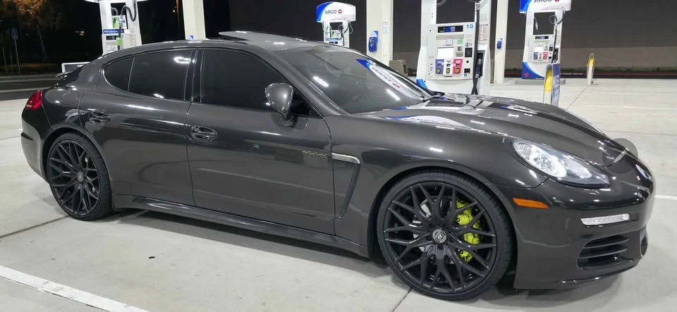 2014 Porsche 970 Panamera S - Image 9 of 11