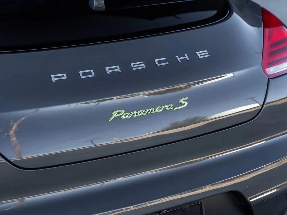 2014 Porsche 970 Panamera S - Image 9 of 20
