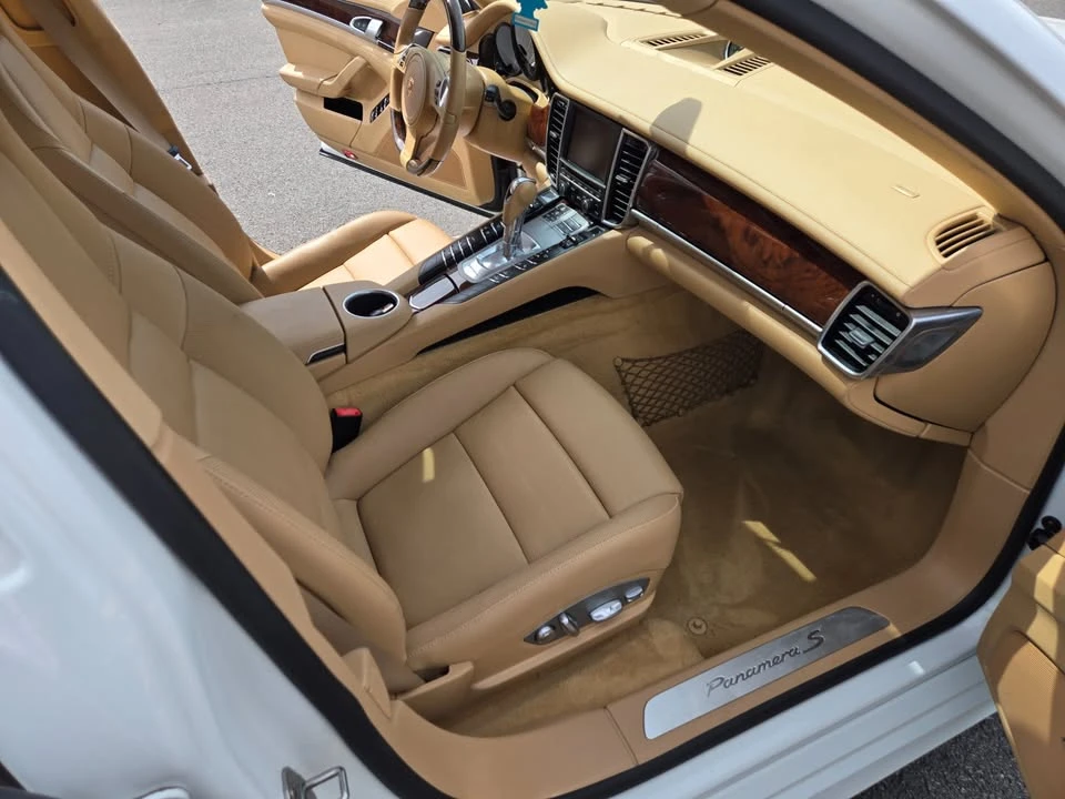 2014 Porsche 970 Panamera S - Image 9 of 17