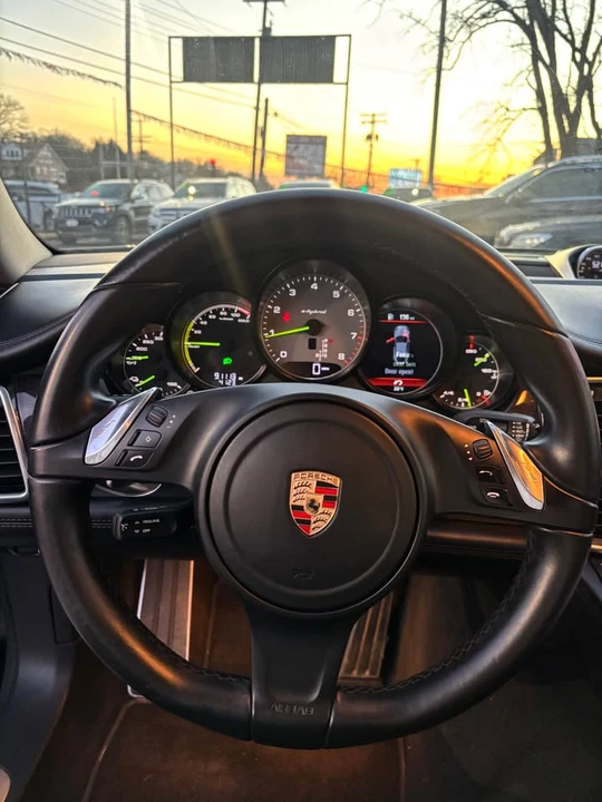 2014 Porsche 970 Panamera S - Image 13 of 18