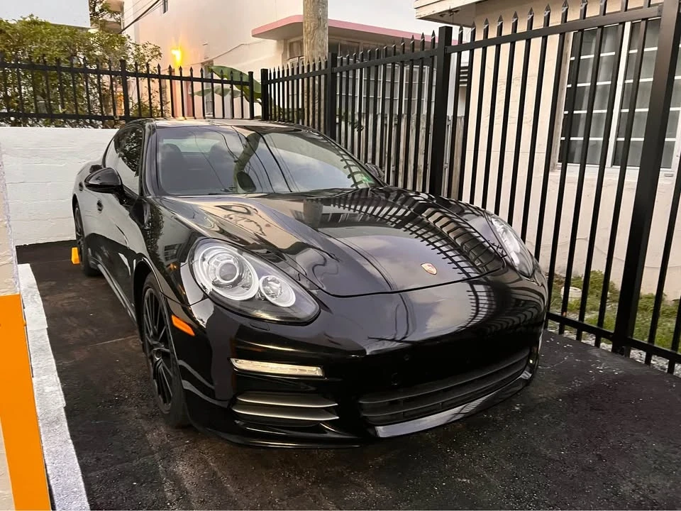 2014 Porsche 970 Panamera - Image 2 of 14