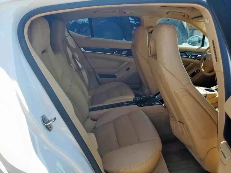 2014 Porsche 970 Panamera - Image 9 of 11